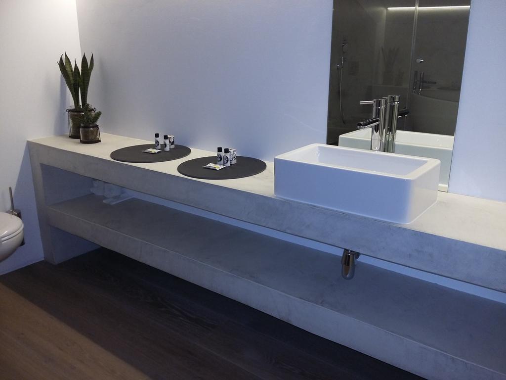 Alma Moura Residences Lisbon Room photo