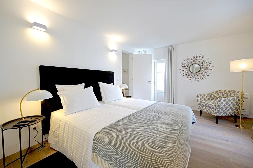 Alma Moura Residences Lisbon Room photo