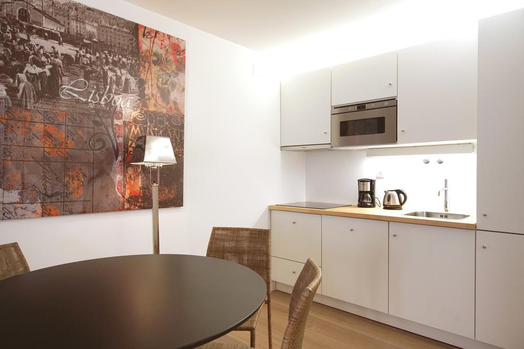 Alma Moura Residences Lisbon Room photo